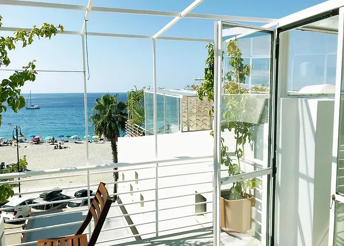 Mario Schifano Semesterbostad